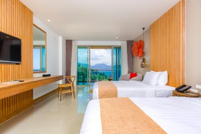 Camera Deluxe Twin — Wyndham Grand Phuket Kalim Bay